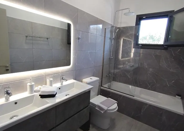 Myrtos Breeze - 5 Min From Myrtos Ferienhaus Anomeriá