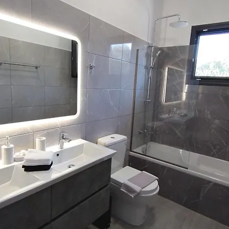 Myrtos Breeze - 5 Min From Myrtos Дом отдыха Anomeria