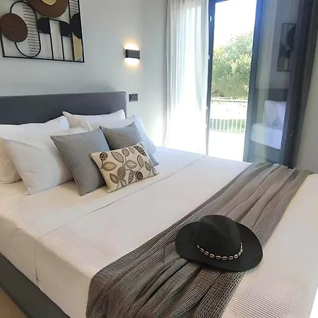 Myrtos Breeze - 5 Min From Myrtos Semesterbostad Anomeriá